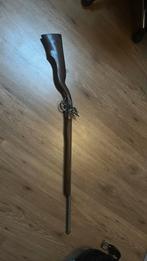 Replica geweer namaak onklaargemaakt, Ophalen, Overige gebieden