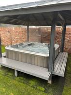 Sundance jaccuzi + bijhorende overkapping, Ophalen of Verzenden, Zo goed als nieuw