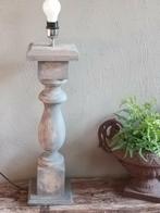 Houten balusterlamp, Ophalen of Verzenden, Gebruikt, Minder dan 50 cm