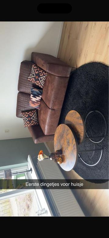 Leuke bank beschikbaar voor biedingen