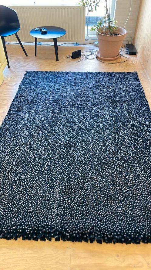Design kleed van Bic carpets, Huis en Inrichting, Stoffering | Tapijten en Kleden, Zo goed als nieuw, 200 cm of meer, 200 cm of meer