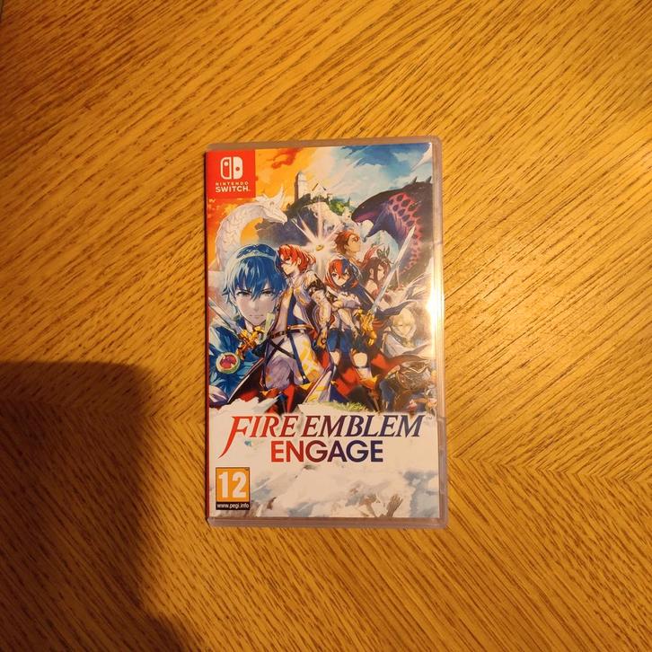 Fire Emblem Engage - Nintendo Switch, Spelcomputers en Games, Games | Nintendo Switch, Zo goed als nieuw, Role Playing Game (Rpg)