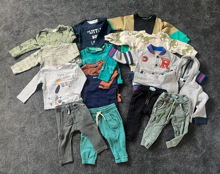 Babykledingpakket jongens maat 74 najaar/winter 15 stuks, Kinderen en Baby's, Babykleding | Baby-kledingpakketten, Zo goed als nieuw