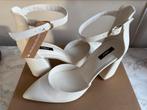 Witte hakken, Kleding | Dames, Trouwkleding en Trouwaccessoires, Ophalen of Verzenden, Nieuw, Wit, Schoenen