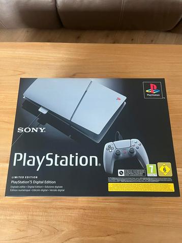 Playstation 5 - 30th Anniversary Edition beschikbaar voor biedingen