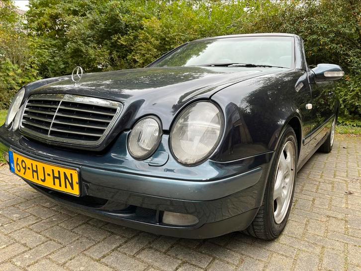 Mercedes-Benz CLK 2.3 Clk230 Kompr Cabrio Sport AT 2001, Auto's, Mercedes-Benz, Particulier, CLK, ABS, Airbags, Centrale vergrendeling