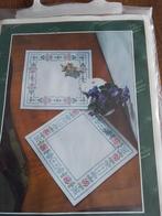 Prachtig borduurpakket van een vierkant kleedje, Ophalen of Verzenden, Zo goed als nieuw, Handborduren, Borduurpakket