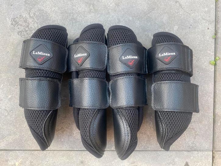 LEMIEUX MESH BRUSHING BOOTS, Dieren en Toebehoren, Paarden en Pony's | Beschermers, Nieuw, Rijden, Springen, Transport, Overige toepassingen
