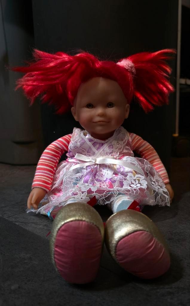 Zeldzame Corolle Les Dollies – Dolly Toffee Apple, Verzamelen, Poppen, Zo goed als nieuw, Pop, Ophalen of Verzenden
