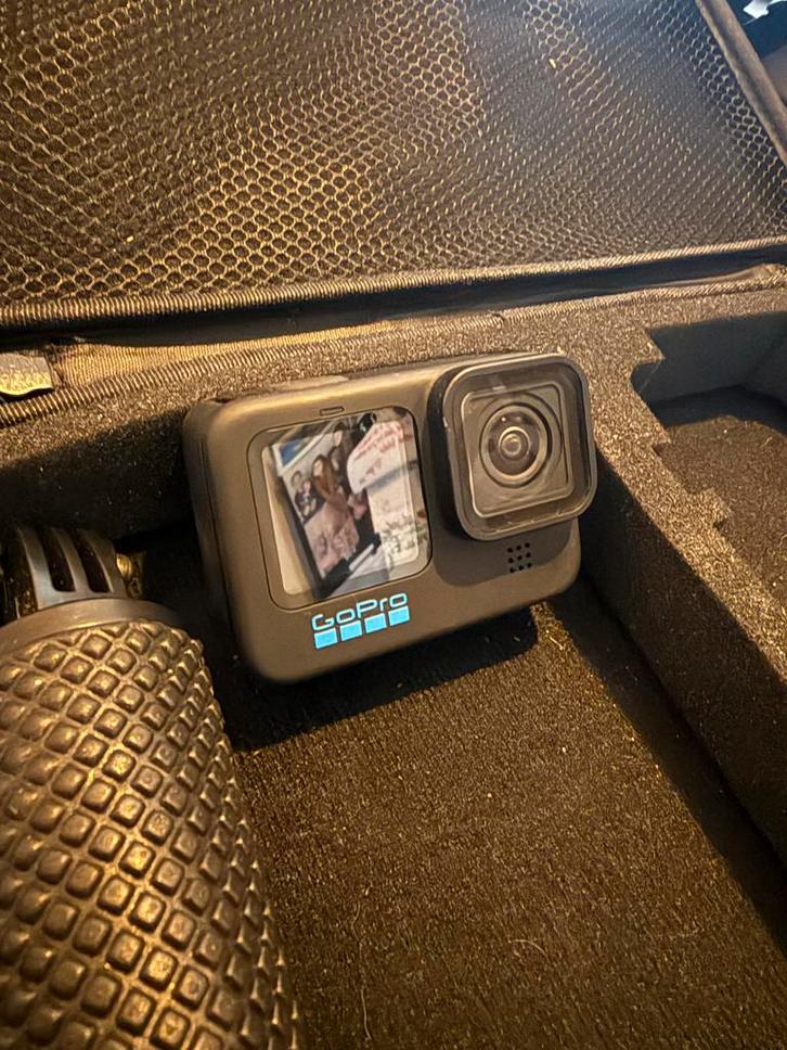 GoPro 10 Black + Accu's, Hoes & Draagstuk, Audio, Tv en Foto, Actiecamera's, Gebruikt, GoPro, Ophalen of Verzenden