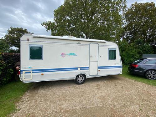 Adria unica 502 B UP met complete kampeeruitzet, Caravans en Kamperen, Caravans, Particulier, tot en met 4, 1000 - 1250 kg, Rondzit