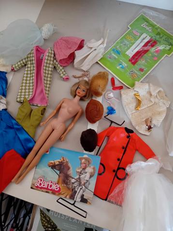 Vintage barbie doll pop met spulletjes mattel 60ejaren  beschikbaar voor biedingen
