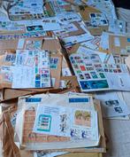 Enorme berg met filatelistisch gefrankeerde enveloppen!!, Ophalen of Verzenden, Nederland en Buitenland