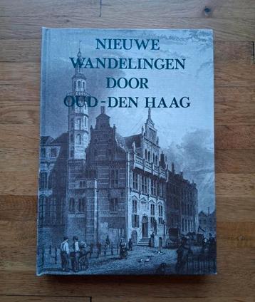 Nieuwe wandelingen door oud-den haag
Fotoboek geschiedenis  beschikbaar voor biedingen