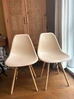 SKLUM stoelen (4 stuks), Ophalen, Zo goed als nieuw, Wit, Vier