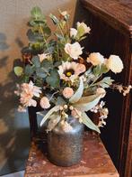 Beige boeket zijden bloemen incl bijpassende vaas, Ophalen of Verzenden, Nieuw, Binnen