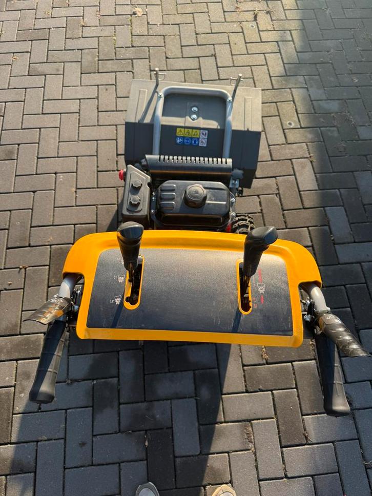 Te huur stiga veegmachine, Tuin en Terras, Hand-tuingereedschap, Zo goed als nieuw, Ophalen