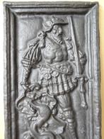 18e eeuw antieke haardplaat Sint Joris en de draak 25x52cm, Antiek en Kunst, Antiek | Religie, Ophalen of Verzenden
