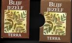 Blijf je zelf - Helen Exley, Boeken, Helen Exley, Ophalen of Verzenden, Zo goed als nieuw, Overige onderwerpen