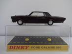 Ford Galaxie 500 Bruin nr: 1402 van Dinky Toys schaal 1:43, Hobby en Vrije tijd, Modelauto's | 1:43, Ophalen of Verzenden, Nieuw