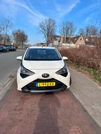 Toyota Aygo 1.0 Vvt-i 72pk 5D 2021 Wit, Auto's, Toyota, Voorwielaandrijving, 4 stoelen, Wit, Origineel Nederlands