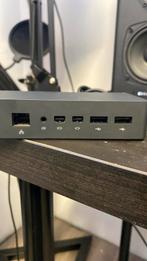 Surface docking station met adapter., Ophalen of Verzenden, Gebruikt, Docking station, Microsoft Surface Dock