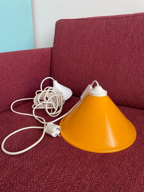 Vintage gele emaille hanglamp retro, Huis en Inrichting, Lampen | Hanglampen, Gebruikt, Minder dan 50 cm, Metaal, Ophalen of Verzenden