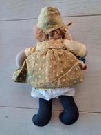 2 popjes in 1. Porselein. Clown 23 cm, Ophalen of Verzenden