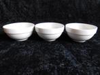 3 schaaltjes van Monopoli uit de jaren 70 in wit, toetjessch, Huis en Inrichting, Keuken | Servies, Gebruikt, Ophalen of Verzenden