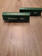 Twee Heineken Bier Wagons, Hobby en Vrije tijd, Modeltreinen | H0, Gebruikt, Gelijkstroom, Wagon, Ophalen of Verzenden