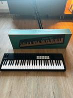 Keyboard / MIDI Controller - Launchkey 61, Muziek en Instrumenten, Keyboards, 61 toetsen, Zo goed als nieuw, Aanslaggevoelig, Ophalen