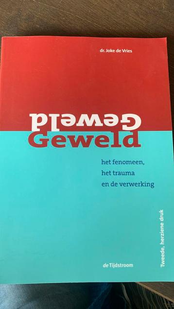 Joke de Vries - Geweld hbo boek beschikbaar voor biedingen