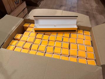 65 stuks cadeau dozen beschikbaar voor biedingen