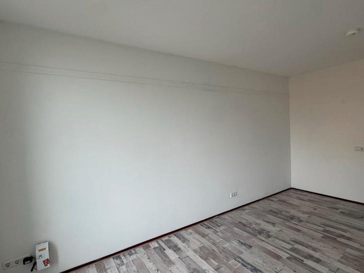 Gratis grijze Laminaat Vloer, Doe-het-zelf en Verbouw, Vloerdelen en Plavuizen, Gebruikt, Laminaat, Kunststof, 50 tot 150 cm, 10 tot 30 cm