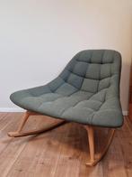 Made Kolton Schommelstoel - Stijlvol en Comfortabel, Ophalen, Zo goed als nieuw, Stof, 50 tot 75 cm