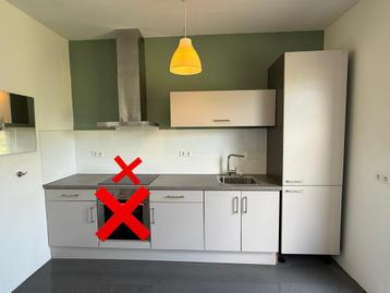 Keuken amper gebruikt beschikbaar voor biedingen