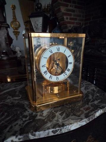 Leuke Atmos klok  beschikbaar voor biedingen