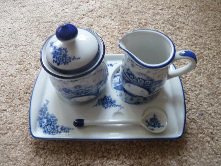 Roomsetje Mari - Roomstelletje, Huis en Inrichting, Keuken | Servies, Nieuw, Overige typen, Overige stijlen, Porselein, Ophalen of Verzenden