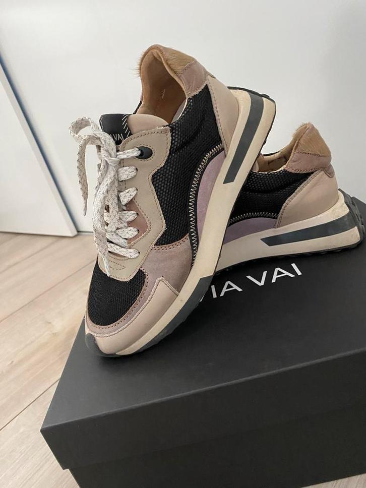 Dames sneakers ViaVai maat 37, in goede conditie, Kleding | Dames, Schoenen, Zo goed als nieuw, Sneakers of Gympen, Ophalen of Verzenden