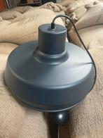 Industriële Hanglamp – Mat Zwart met Gouden Binnenkant, Huis en Inrichting, Lampen | Hanglampen, Ophalen, Zo goed als nieuw, Industrieel / Modern Vintage