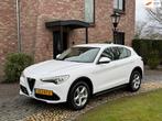 Alfa Romeo STELVIO 2.0 T AWD First edition Leder, Auto's, Alfa Romeo, Automaat, 2000 kg, Adaptive Cruise Control, Wit
