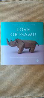 Love Origami! + Gratis Origami Papier, Boeken, Hobby en Vrije tijd, Ross Symons, Ophalen of Verzenden, Zo goed als nieuw, Scrapbooking en Knutselen