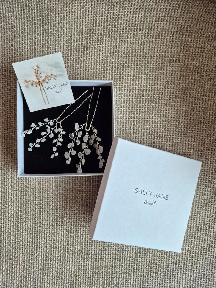 Sally Jane bridal 2x Lotis haaraccessoires bruid zilver, Sieraden, Tassen en Uiterlijk, Edelstenen, Zo goed als nieuw, Ophalen of Verzenden