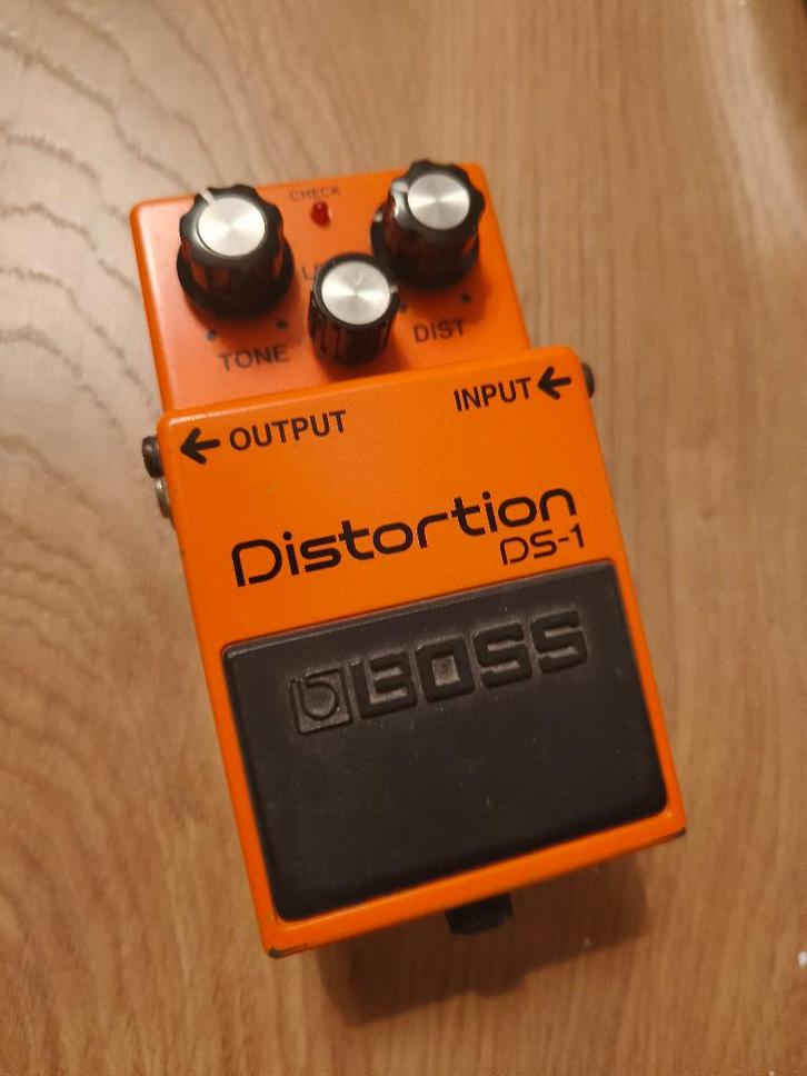 Boss DS-1 Distortion, Muziek en Instrumenten, Effecten, Volume, Ophalen of Verzenden