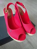 Tommy Hilfiger sleehakken, maat 39, Nieuw in doos, Verzenden, Nieuw, Sandalen of Muiltjes, Tommy Hilfiger