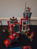LEGO City Brandweerkazerne 60215 - Compleet & Als Nieuw, Kinderen en Baby's, Speelgoed | Duplo en Lego, Ophalen of Verzenden, Zo goed als nieuw