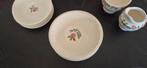 Schoteltjes tbv theekopjes Rosalind v Wedgewood, Huis en Inrichting, Keuken | Servies, Ophalen, Zo goed als nieuw, Wedgwood, Kop(pen) en/of Schotel(s)