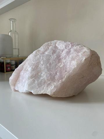 Rozenkwarts 6,6 kg beschikbaar voor biedingen