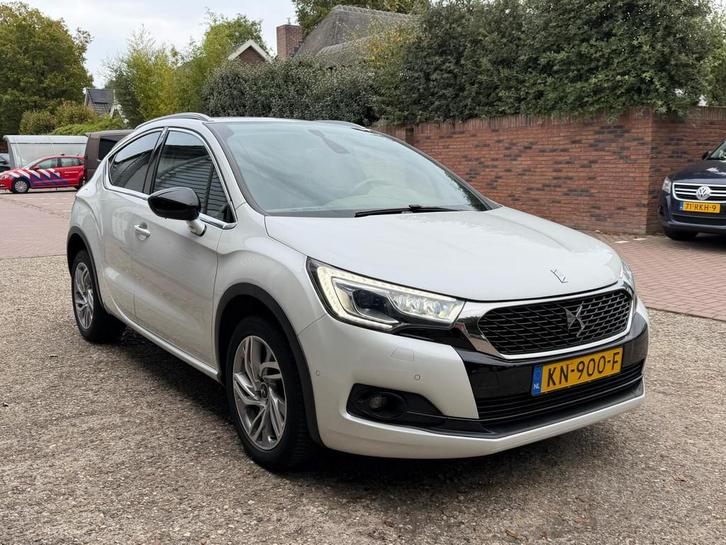 DS 4 1.2 PureTech So Chic - EXPORT- Xenon - Denon- Leder, Auto's, DS, Bedrijf, Te koop, DS 4, ABS, Airbags, Airconditioning, Bochtverlichting
