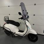 Vespa Sprint Glans Wit Iget Vol Opties Brom of Snor 7462KM, Fietsen en Brommers, Ophalen, Overige modellen, Zo goed als nieuw